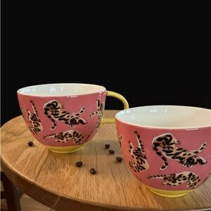 Extremely Rare! Anthropologie NWT Conversations Pink Cheetah Mugs (Set of 2)